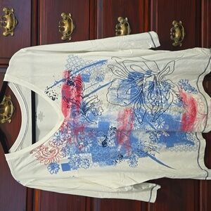 Tommy Hilfiger Floral Graphic 3/4 Sleeve Top - White, Blue, Red